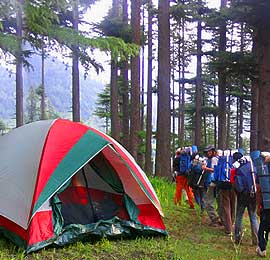 camping and trekking in himachal